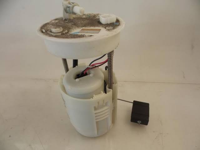 USED Fuel Pump -  BMW 2007-2010 X5